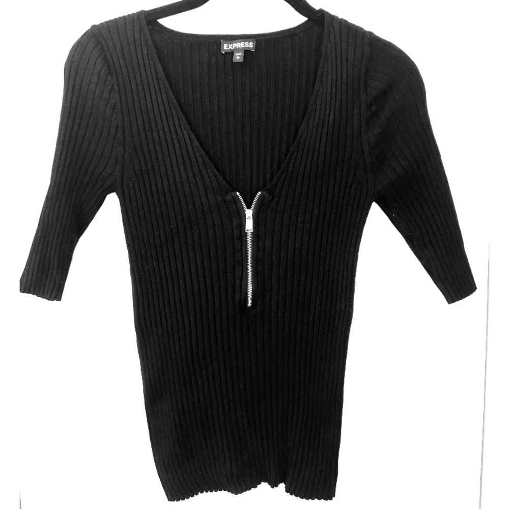 3/4 quarter sleeve v neck black sweater